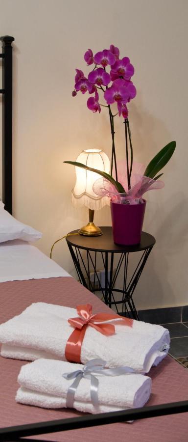 Domus Aurea Bed & Breakfast Montalbano Elicona Eksteriør bilde