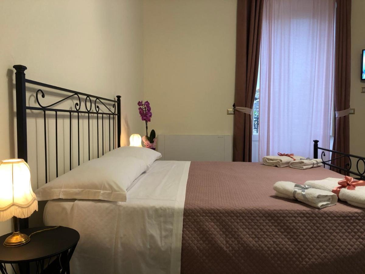 Domus Aurea Bed & Breakfast Montalbano Elicona Eksteriør bilde