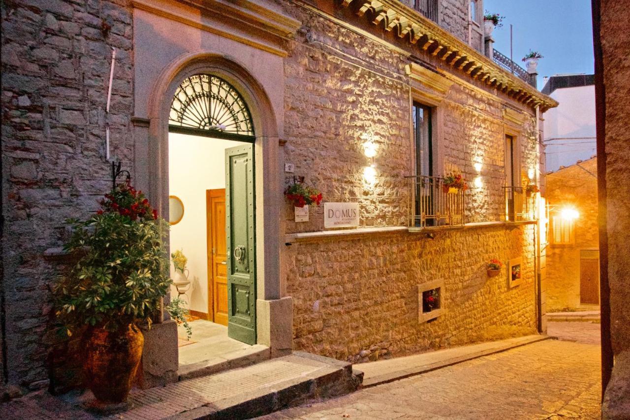 Domus Aurea Bed & Breakfast Montalbano Elicona Eksteriør bilde