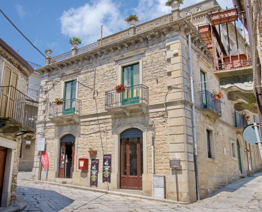 Domus Aurea Bed & Breakfast Montalbano Elicona Eksteriør bilde
