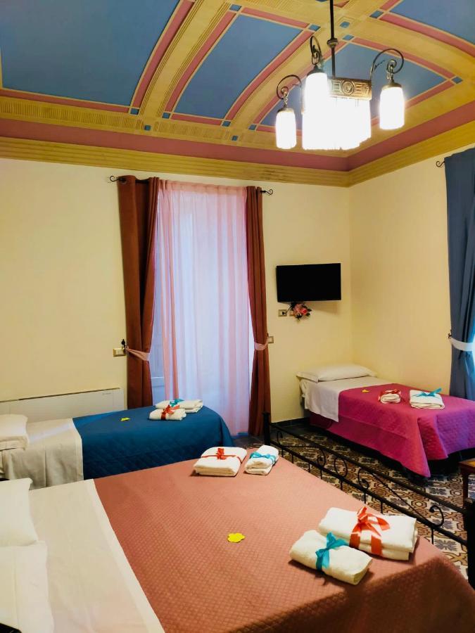 Domus Aurea Bed & Breakfast Montalbano Elicona Eksteriør bilde